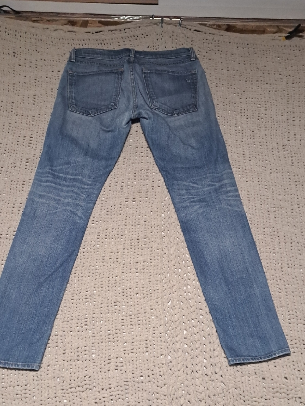 381 - rag & bone Slim Straight Washed Blue Jeans - Picture 7 of 9
